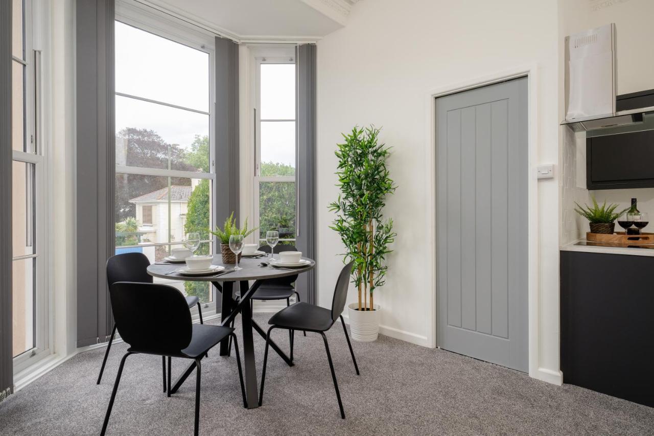 Near Beach, Torquay Heights Modern Apartments, Pet Friendly エクステリア 写真