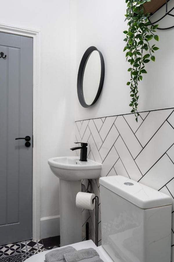 Near Beach, Torquay Heights Modern Apartments, Pet Friendly エクステリア 写真